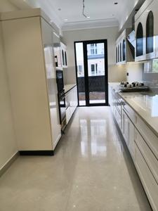 Kitchen Image of 3600 Sq.ft 4 BHK Builder Floor for sale in Independent Floors At DLF City Phase IV, DLF Phase 4 Gurgaon for Rs. 60000000