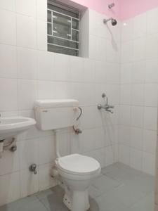 Common Bathroom One Image of 690 Sq.ft 3 BHK Apartment / Flat for sale in Shapoorji Pallonji Shukhobrishti, New Town Kolkata for Rs. 5400000