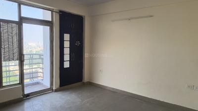 Bedroom Image of 1349 Sq.ft 3 BHK Apartment / Flat for rent in Gardenia Glory, Sector 46 Noida for Rs. 36000