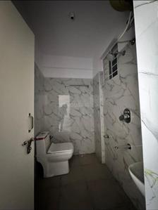 Bathroom Image of 750 Sq.ft 1 BHK Apartment / Flat for rent in Kadubeesanahalli Bengaluru for Rs. 27010