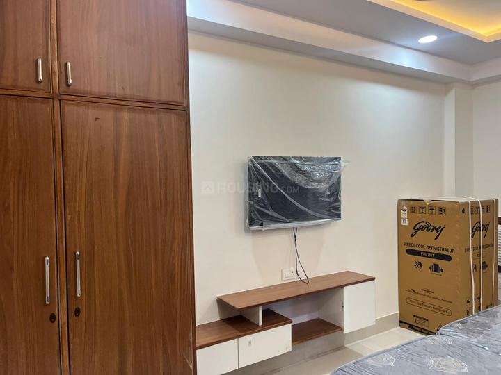 DLF Phase 3 Bedroom 1