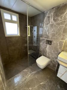 Bathroom Image of 1439 Sq.ft 3 BHK Apartment / Flat for rent in Panjim Goa for Rs. 90000