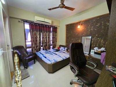 Bedroom Image of 2000 Sq.ft 3 BHK Apartment / Flat for sale in Popular Paradise, Gota Ahmedabad for Rs. 9500000