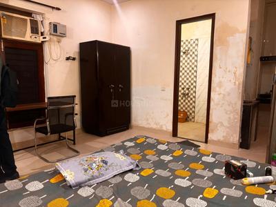 Bedroom Image of 1000 Sq.ft 1 RK Builder Floor for rent in Sector 17 Faridabad for Rs. 17000