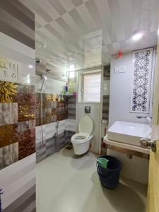 Bathroom Image of 1150 Sq.ft 3 BHK Apartment / Flat for sale in Silver Bells Apartments, Dahisar West Mumbai for Rs. 24900000