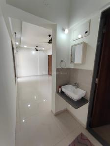 Bathroom Image of 650 Sq.ft 2 BHK Apartment / Flat for rent in Divine Palm Spring, Wakad Pune for Rs. 28000
