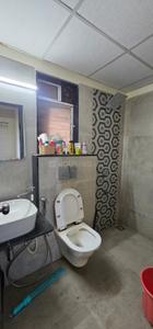 Bathroom Image of 495 Sq.ft 1 BHK Apartment / Flat for rent in Siddhi Highland Haven, Thane West Thane for Rs. 29000