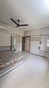 Bedroom Image of 1650 Sq.ft 3 BHK Apartment / Flat for sale in Kumar Picasso, Hadapsar Pune for Rs. 24000000