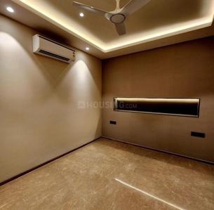 Bedroom Image of 2925 Sq.ft 3 BHK Builder Floor for sale in Defence Colony New Delhi for Rs. 135000000