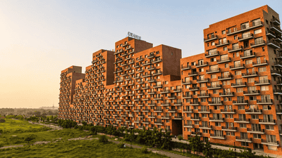 Image of 3200 Sq.ft 3.5 BHK Apartment / Flat for sale in Suraj Oranje Castle, Gomti Nagar, Lucknow for Rs. 30400000