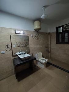 Image of 2805 Sq.ft 4 BHK Builder Floor for rent in South City Floors 1, Sector 41, Gurgaon for Rs. 75000