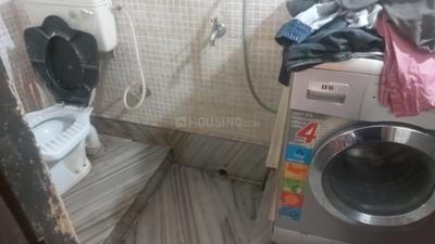 Bathroom Image of 1000 Sq.ft 2 BHK Builder Floor for sale in Paikpara Kolkata for Rs. 6000000