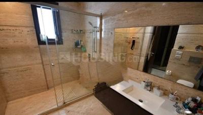 Bathroom Image of 4500 Sq.ft 4 BHK Apartment / Flat for sale in Maharani Bagh New Delhi for Rs. 152500000