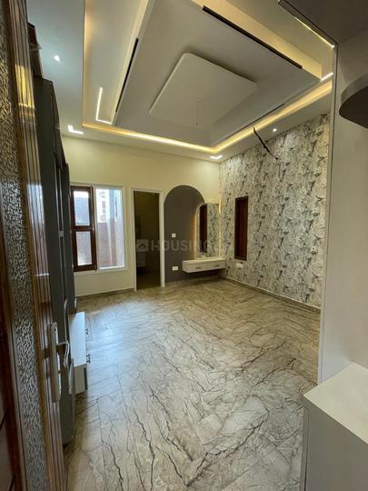 Bajwa Sunny Enclave Ext VII Main Image 1