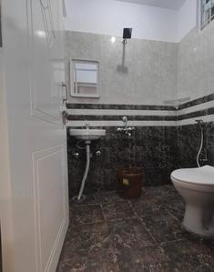 Bathroom Image of Mr &amp; Mrs coliving in Mahadevapura, Bangalore