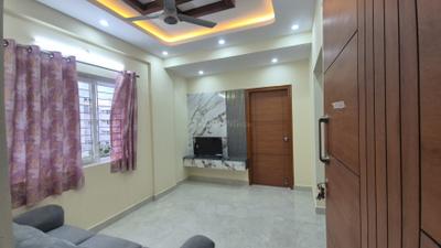 Living Room Image of 725 Sq.ft 1 BHK Apartment / Flat for rent in Singasandra Bengaluru for Rs. 30000