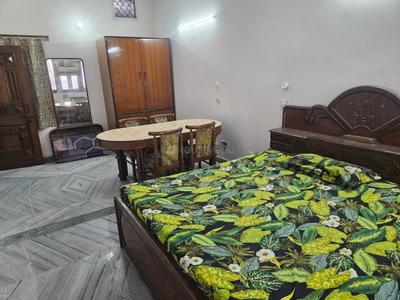 Bedroom Image of 2000 Sq.ft 2 BHK Builder Floor for rent in Sector 37 Faridabad for Rs. 30000