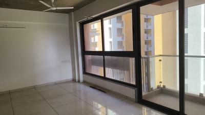 Living Room Image of 1750 Sq.ft 3 BHK Apartment / Flat for sale in Kavish Karnavati Skylane, New Maninagar Ahmedabad for Rs. 6800000