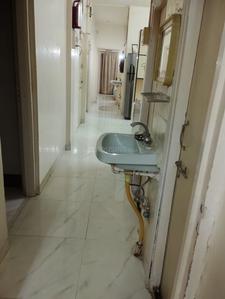 Bathroom Image of 1538 Sq.ft 3 BHK Apartment / Flat for rent in Lulla Nagar Pune for Rs. 33000