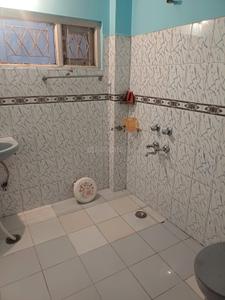 Bathroom Image of 550 Sq.ft 1 BHK Builder Floor for rent in Khalini Shimla for Rs. 10000