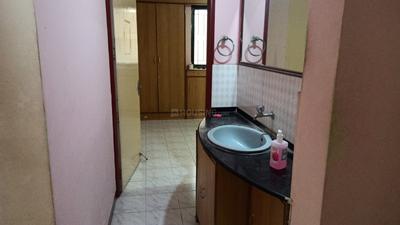 Daffodils Living Room 1