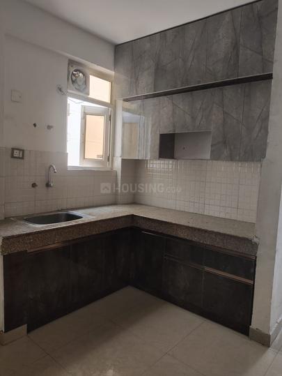 Pyramid Elite Main Image 1