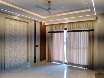 Living Room Image of 2370 Sq.ft 3 BHK Builder Floor for rent in DLF Phase 4 Gurgaon for Rs. 90000