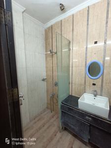 Bathroom Image of 720 Sq.ft 2 BHK Builder Floor for rent in Tagore Garden Extension New Delhi for Rs. 32000