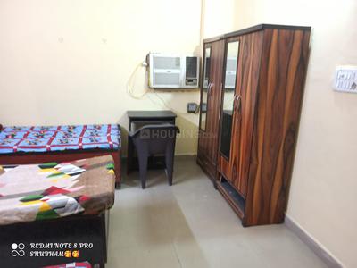 Bedroom Image of GLORIOUS SAFE HOME PG in Sector 62, Noida