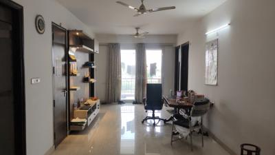 Living Room Image of 2200 Sq.ft 4 BHK Apartment / Flat for rent in HPGK Paalm Paradise Phase III, Sahara Estate Gorakhpur for Rs. 30000