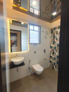 Bathroom Image of 1350 Sq.ft 3 BHK Apartment / Flat for sale in Hinjawadi Pune for Rs. 8900000