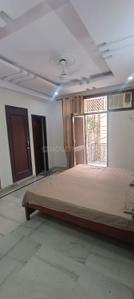 Bedroom Image of 1250 Sq.ft 2 BHK Builder Floor for rent in East Of Kailash New Delhi for Rs. 45000