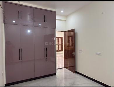 Bedroom Image of 2000 Sq.ft 2 BHK Villa for rent in Dayal Bagh Agra for Rs. 15000