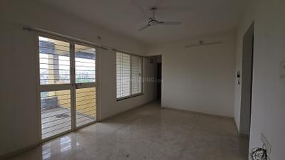 Living Room Image of 850 Sq.ft 2 BHK Apartment / Flat for rent in Redshift Bloomville, Hinjawadi Pune for Rs. 26000