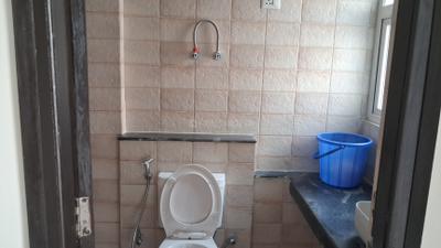 Image of 1050 Sq.ft 2 BHK Apartment / Flat for rent in Shri Radha Aqua Garden, Noida Extension, Greater Noida for Rs. 20000