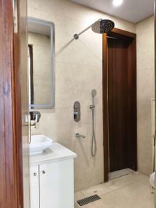 Common Bathroom Image of 2700 Sq.ft 4 BHK Builder Floor for sale in Paramount Luxury Floors Sushant Lok 3, Sector 57 Gurgaon for Rs. 33000000