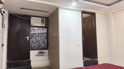 1 RK Independent Builder Floor