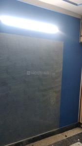Bedroom Image of 630 Sq.ft 2 BHK Independent House for rent in Laxmi Nagar New Delhi for Rs. 16788