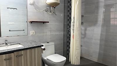 Image of 2000 Sq.ft 4 BHK Apartment / Flat for sale in DDA Sector C Pocket 8, Vasant Kunj, New Delhi for Rs. 55000000