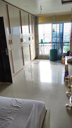 Shrachi Lake Woods Main Image 1