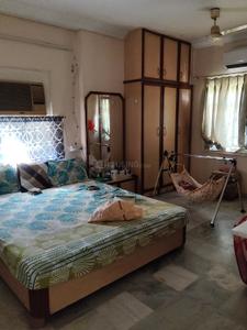 Bedroom Image of 2200 Sq.ft 3 BHK Apartment / Flat for rent in Shahibaug Ahmedabad for Rs. 35000