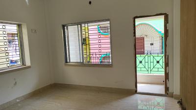 Bedroom Image of 650 Sq.ft 2 BHK Apartment / Flat for sale in Airport Gate No 2 Kolkata for Rs. 2500000