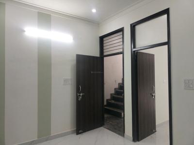 Living Room Image of 800 Sq.ft 2 BHK Apartment / Flat for sale in CI Golf City, Kambakshpur Noida for Rs. 3053000