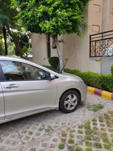 Balcony Image of 1549 Sq.ft 3 BHK Apartment / Flat for sale in Parsvnath Prestige, Sector 93A Noida for Rs. 30000000