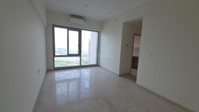 Living Room Image of 1000 Sq.ft 2 BHK Apartment / Flat for rent in Piramal Aranya, Byculla Mumbai for Rs. 106000