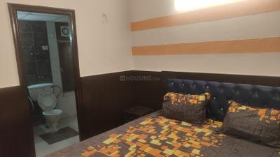 Bedroom Image of 990 Sq.ft 2 BHK Apartment / Flat for sale in Supertech Livingston, Crossings Republik Ghaziabad for Rs. 7000000