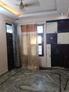 Bedroom Image of 1450 Sq.ft 3.5 BHK Apartment / Flat for rent in Aliganj Lucknow for Rs. 35000