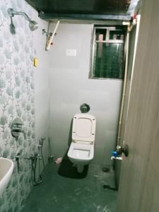 Bathroom Image of 670 Sq.ft 1 BHK Apartment / Flat for rent in Nagpada Mumbai for Rs. 50000