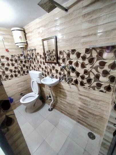 Navin Nagar, Kakadeo Bathroom 1