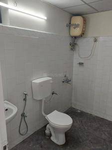Bathroom Image of 2000 Sq.ft 4 BHK Apartment / Flat for rent in Aluva Kochi for Rs. 28500